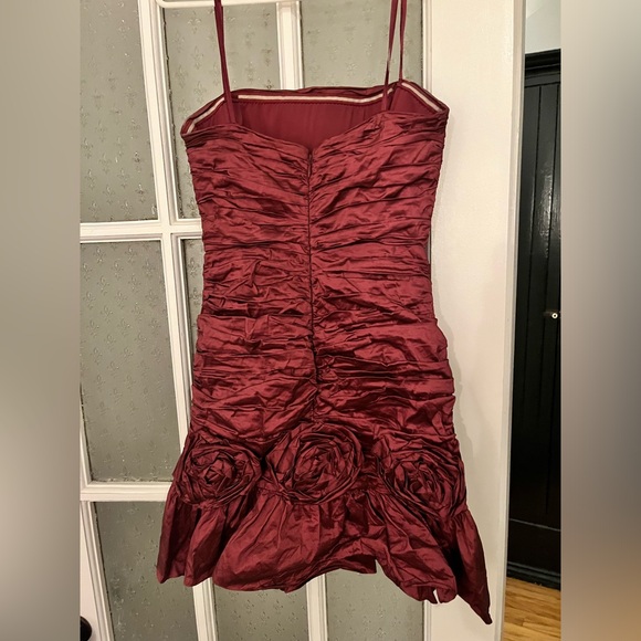 Dress BCBG - Picture 2 of 5